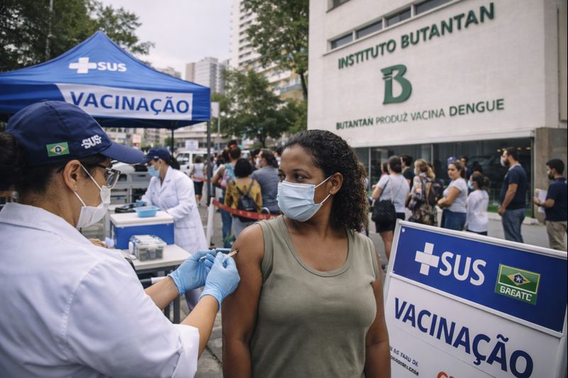 Balanço aponta fortalecimento do SUS, ampliação do atendimento e combate à desinformação
