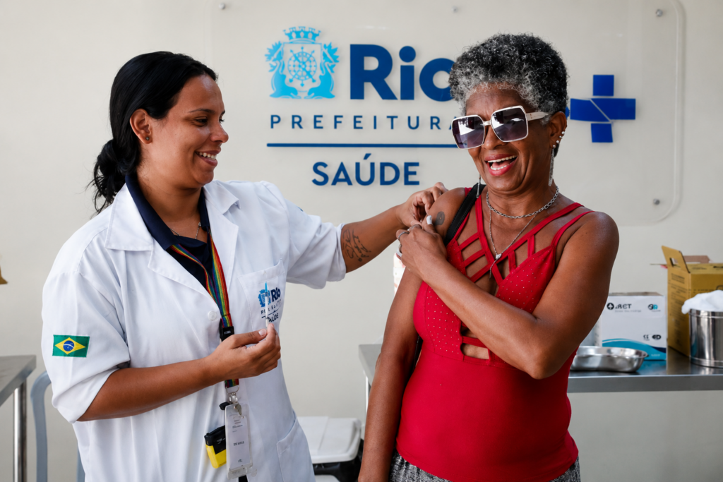 Rio abre mais de 400 pontos de vacinação contra a gripe nesta semana