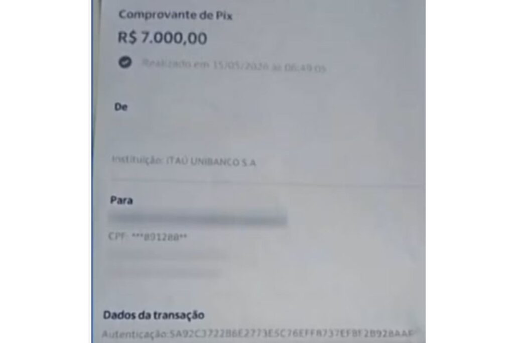 Funcionário do IML é preso suspeito de fazer Pix com celular de morto